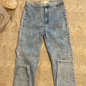 Skinny jeans
